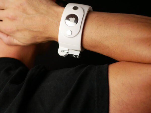 Wrist cuff TRACKER