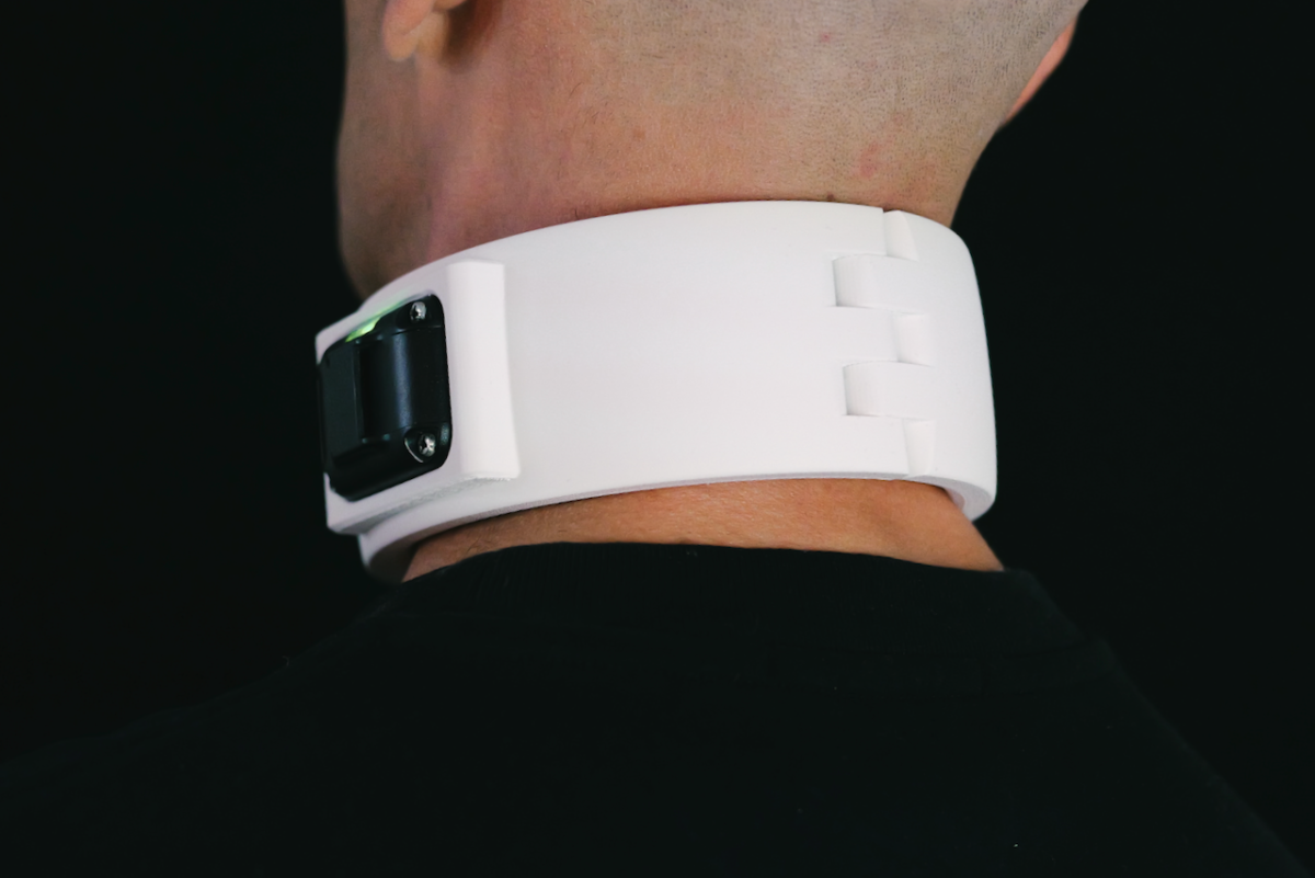 Collar OBEY