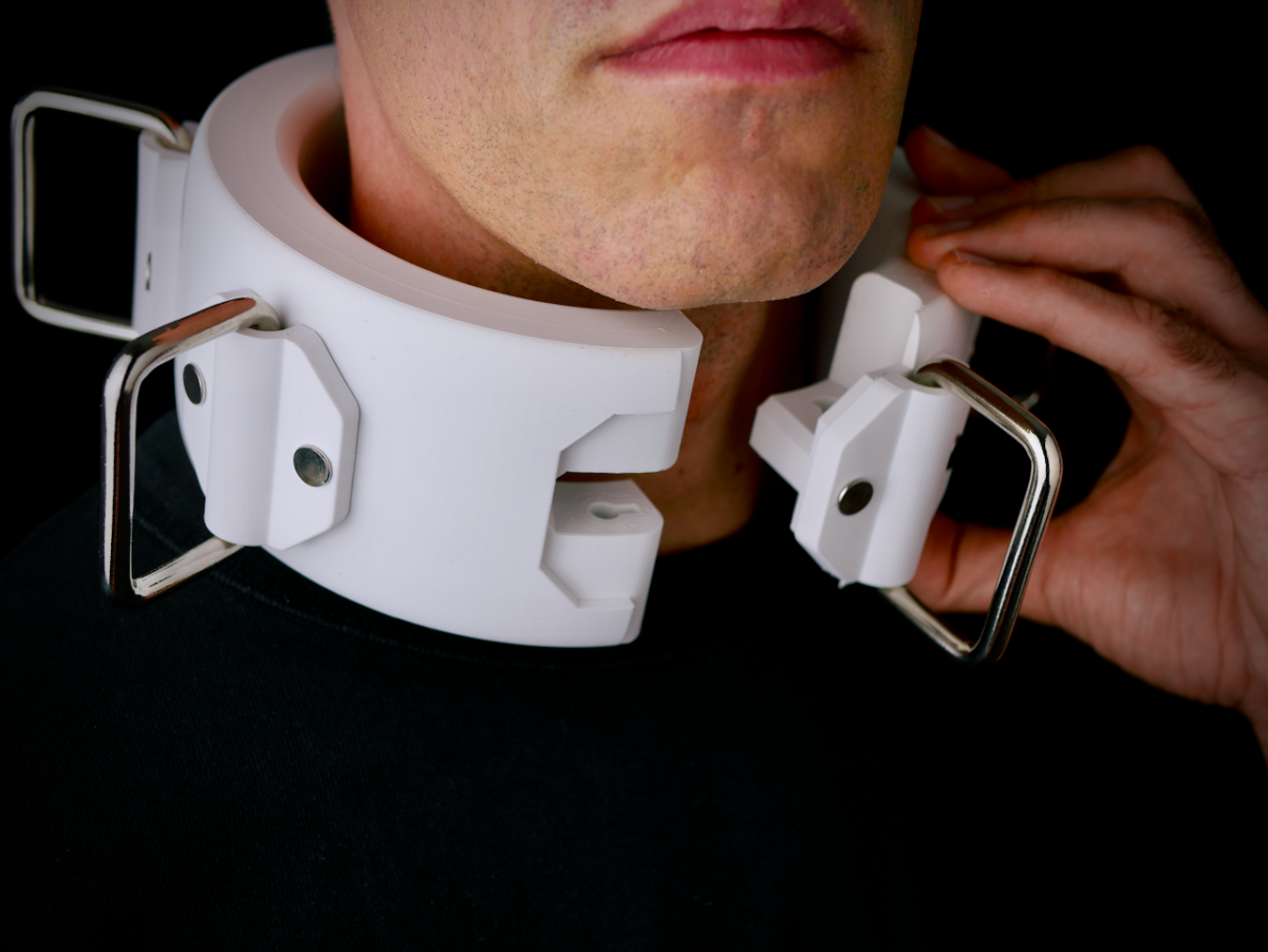 Collar SURRENDER