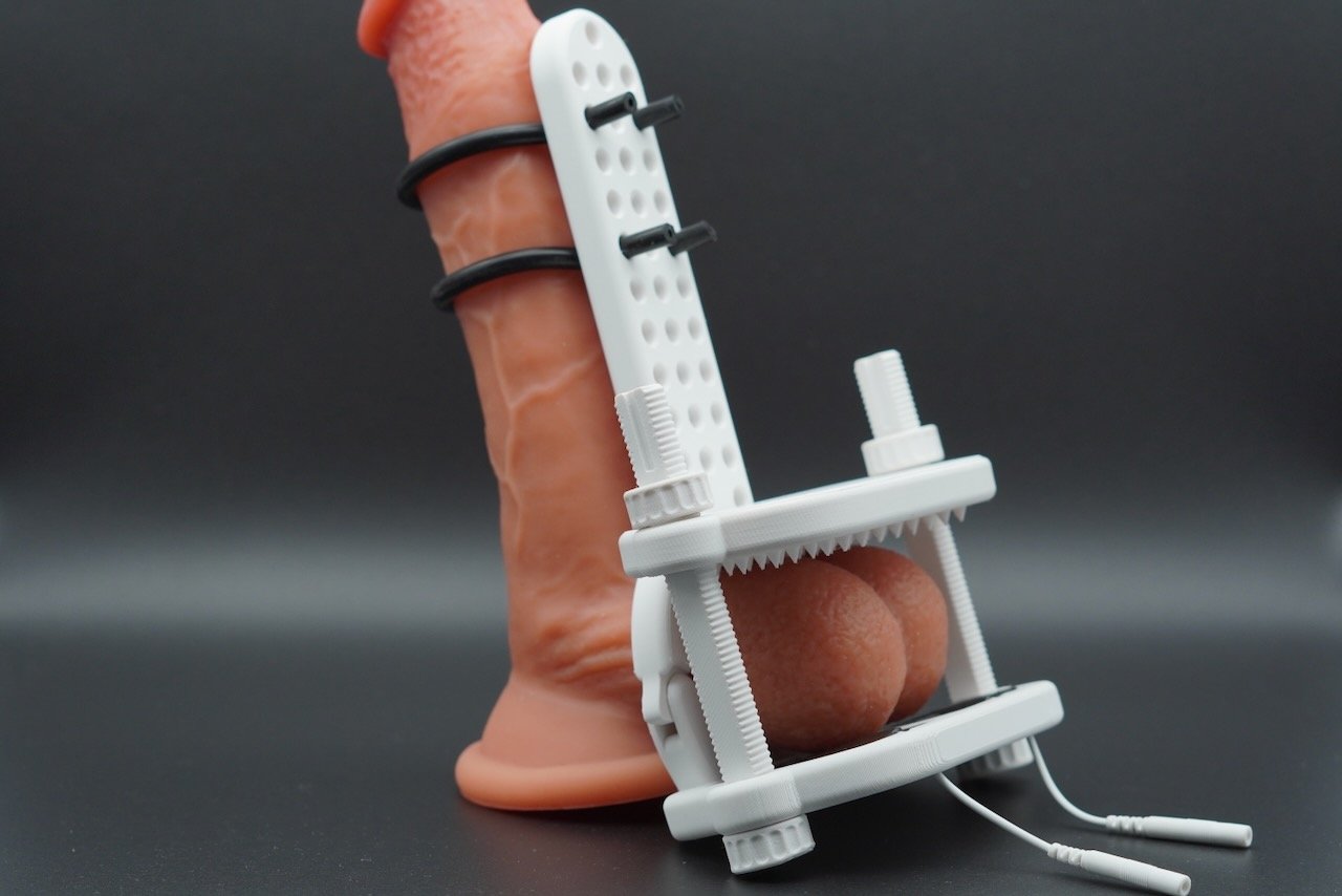 Estim BALL CRUSHER & COCK PLANK