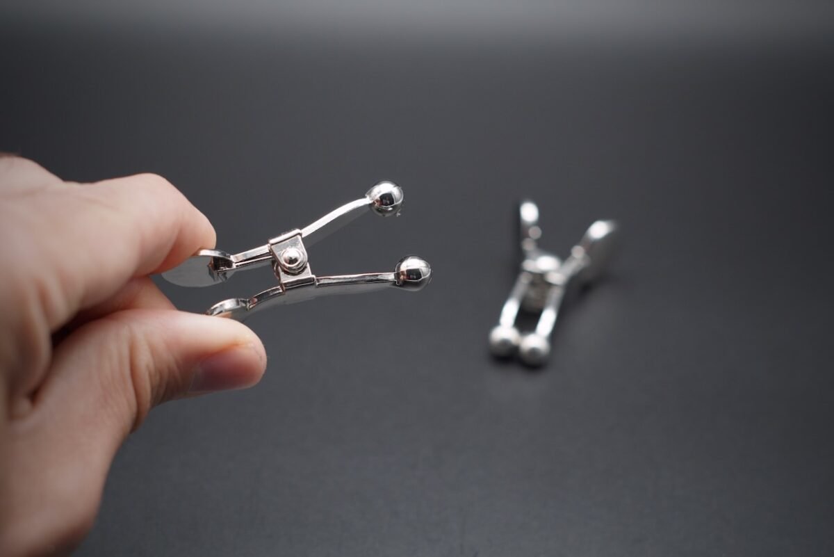 Nipple Clamps PINCHER